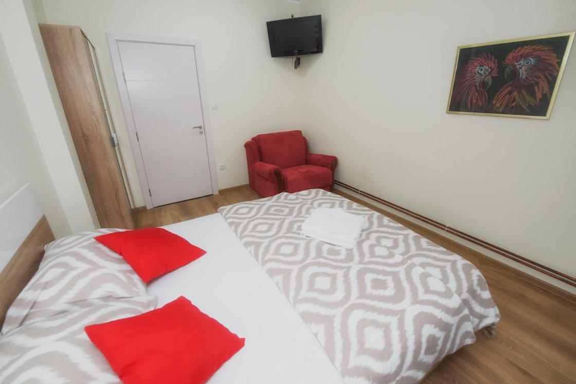 Vila Chess Belgrado Buitenkant foto