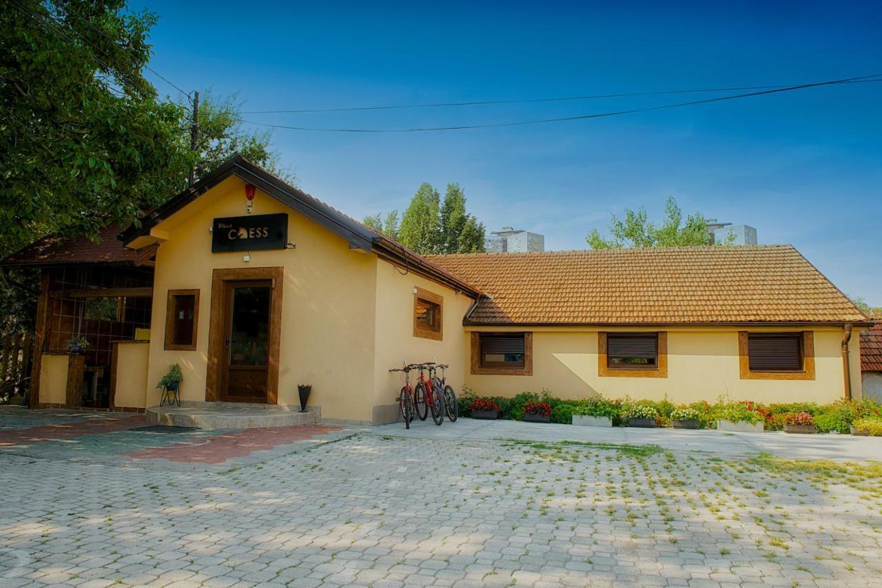 Vila Chess Belgrado Buitenkant foto
